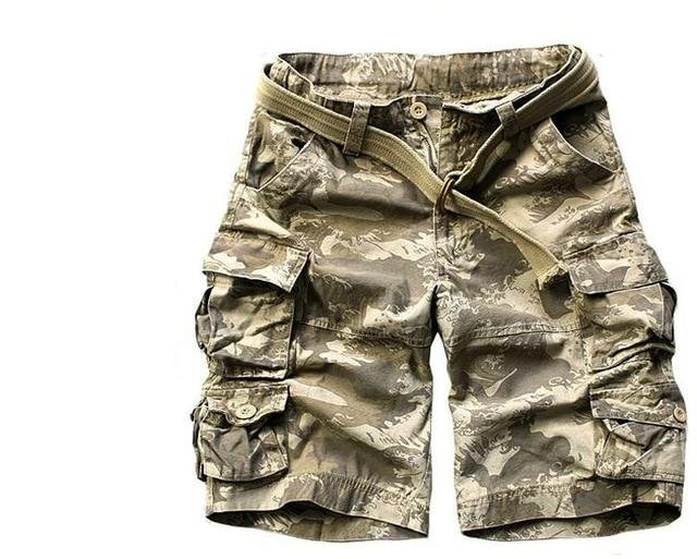 Men's Relaxed-Fit Camouflage Cargo Shorts - Khaki Camo