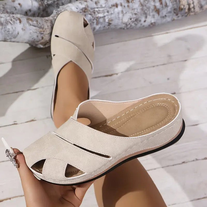 Women's Breathable Cushioned Slip-On Sandals - Beige