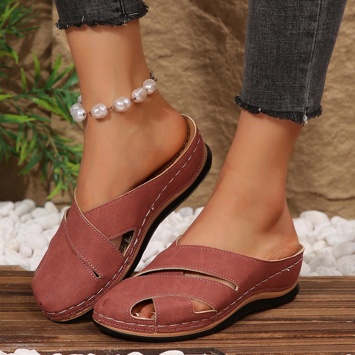 Women's Breathable Cushioned Slip-On Sandals