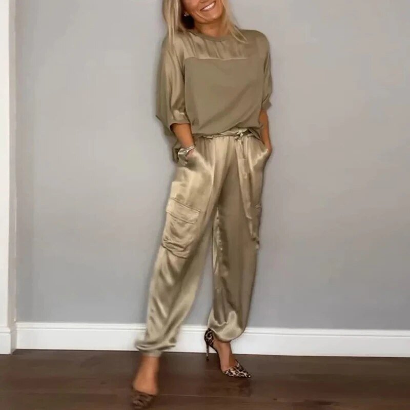Women's Relaxed-Fit Drawstring Two-Piece Loungewear Set - Gold