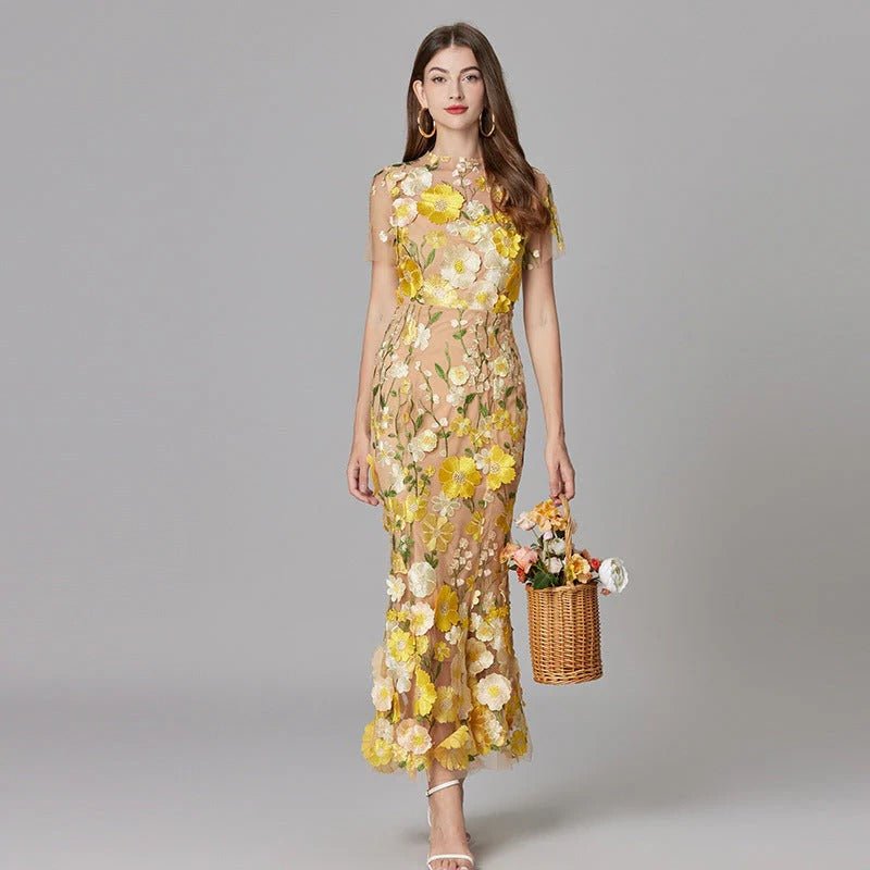 Women's Sleeveless 3D Floral Applique Maxi Dress - Yellow