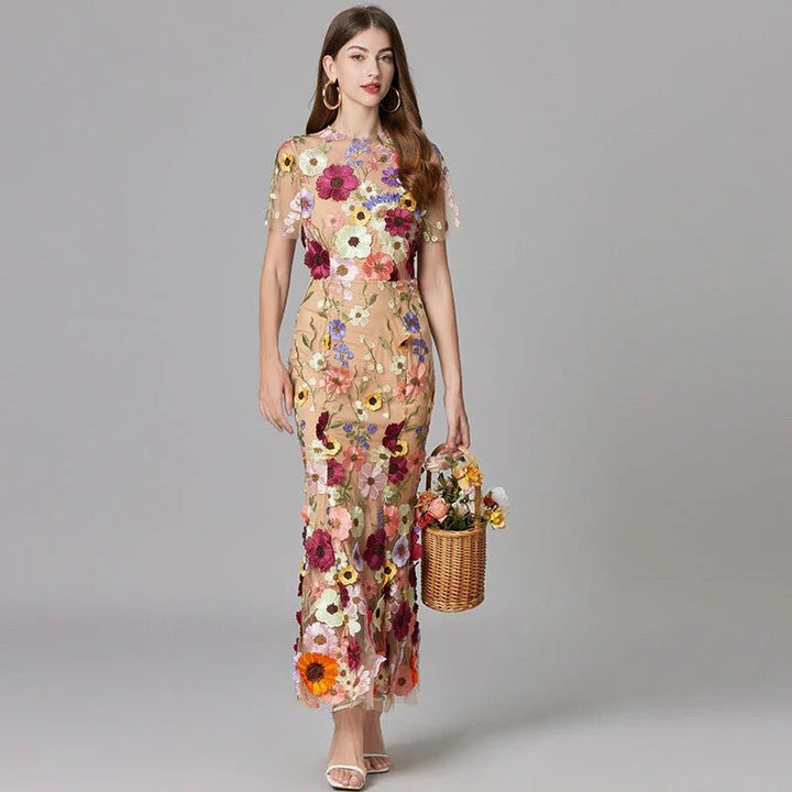 Women's Sleeveless 3D Floral Applique Maxi Dress - Beige