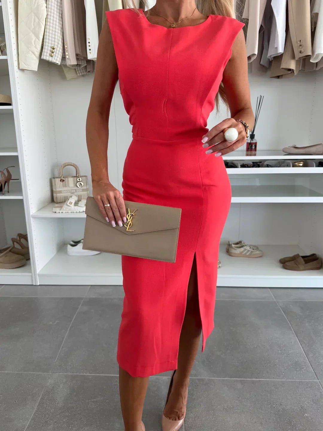 Women's Sleeveless Body-Hugging Side-Slit Midi Dress