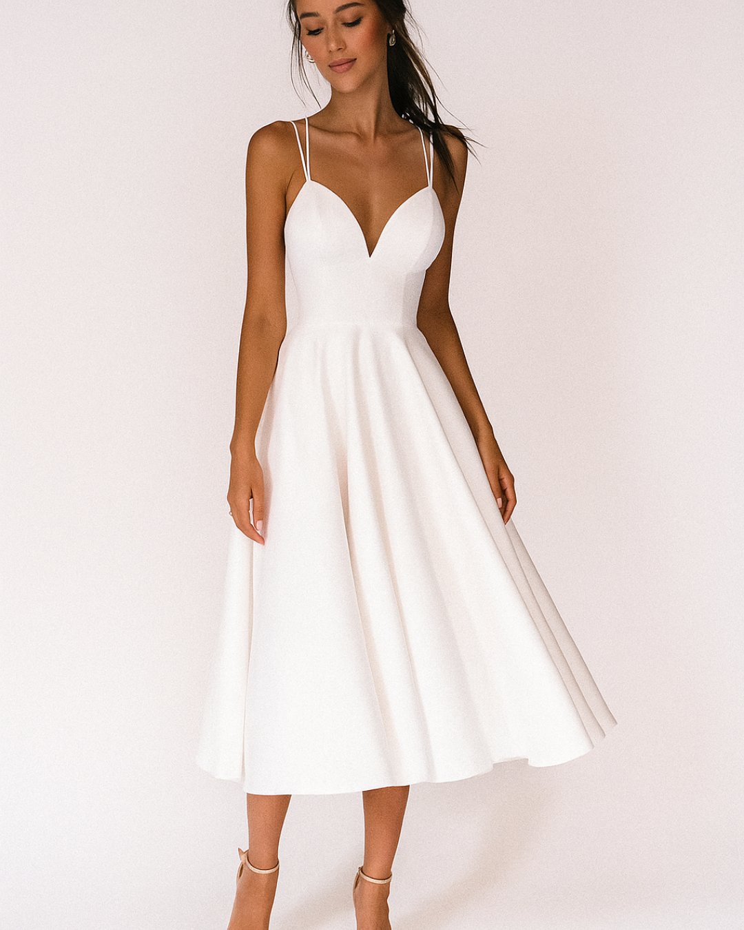 Women's Sweetheart Neckline Spaghetti Strap Midi Dress - Wit